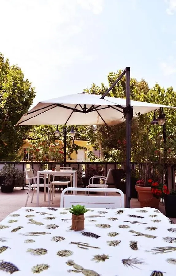 Hotel Miramare Et De La Ville Rimini 3*,  Italy