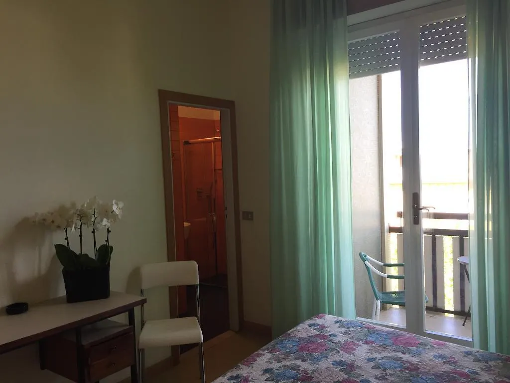 Hotel Miramare Et De La Ville Rimini 3*,