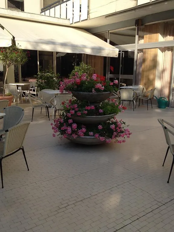 Hotel Miramare Et De La Ville Rimini 3*,  Italy